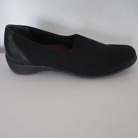 Munro American Womens Black Leather & Nylon Flat Loafer Shoe - Size 10M - Picture 3 of 7